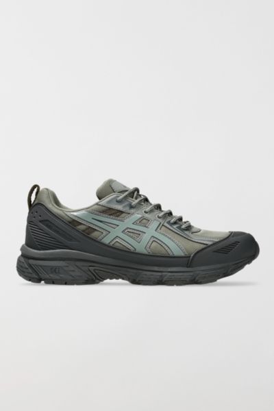 Asics Gel-venture 6 Shield Sneakers In Graphite Grey/truffle Grey
