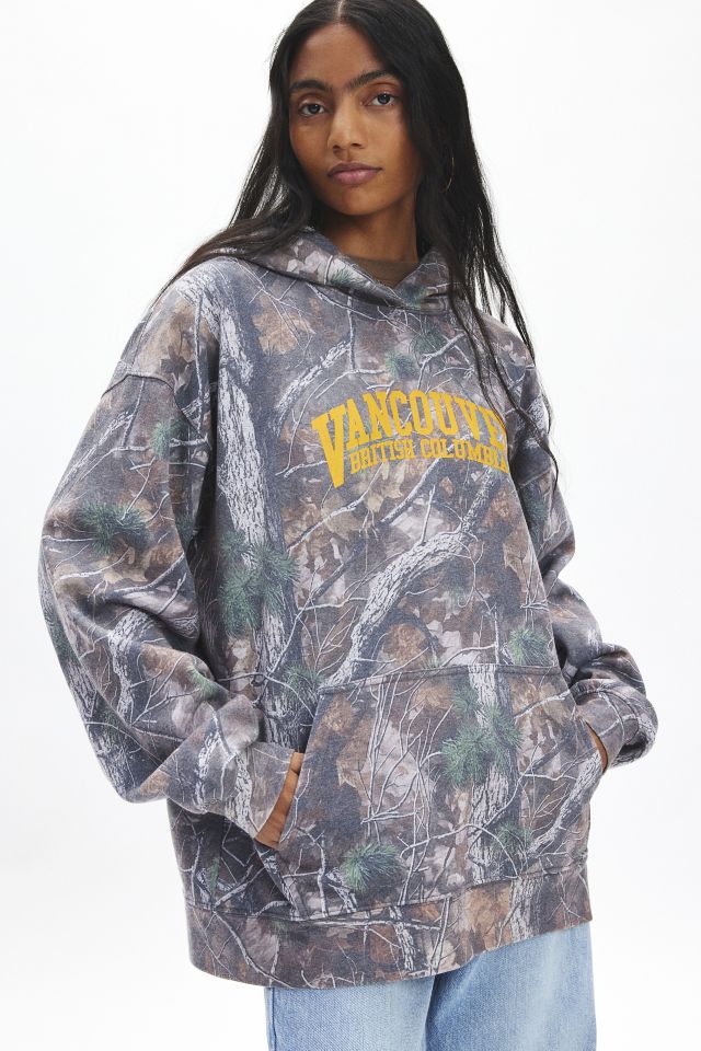 Vancouver Graphic Woodland Camo Hoodie Sweatshirt Urban Outfitters