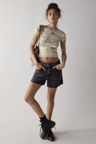 BDG INDIE MID-RISE DENIM SHORT IN BLACK, WOMEN'S AT URBAN OUTFITTERS 