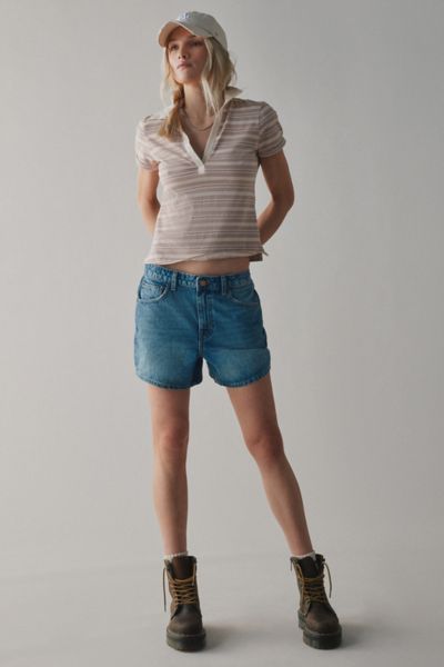 BDG INDIE MID-RISE DENIM SHORT IN EDITH, WOMEN'S AT URBAN OUTFITTERS 