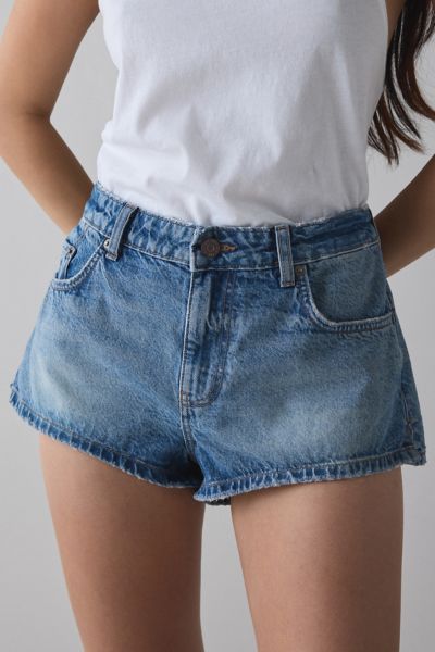 Bdg Georgie Denim Cutoff Short In Walton Wash, Women's At Urban Outfitters In Walton Wash