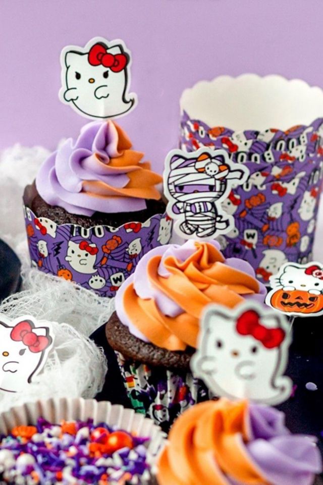 Sanrio Hello Kitty Halloween 37-Piece Cupcake Decorating Set #4