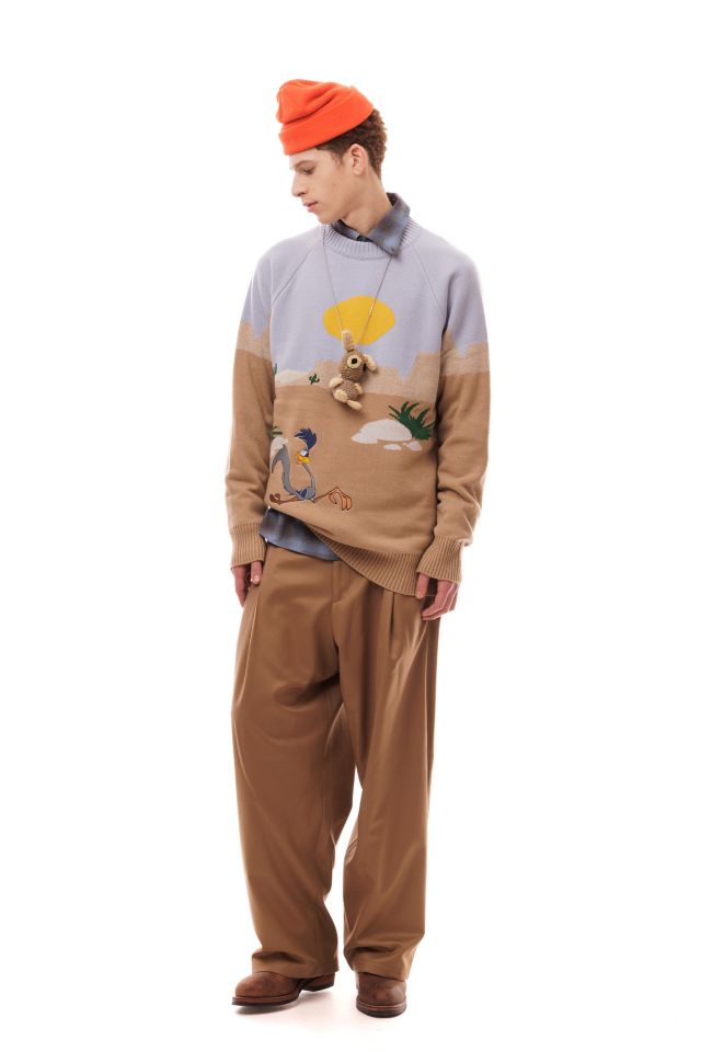 Looney tunes sweater and pants outlet