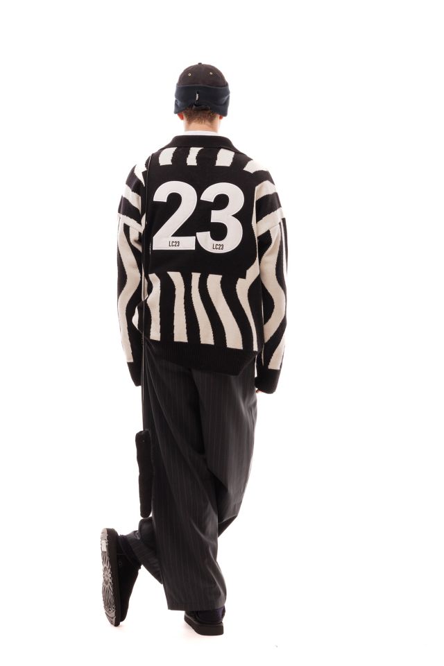 LC23 Looney Tunes Juventus Polo Pullover Sweater #1