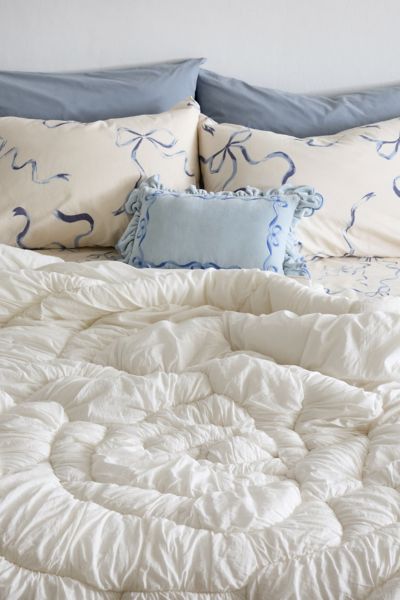 Urban Outfitters Bella Rose Puffy Stitched Quilt In White At  In Neutral