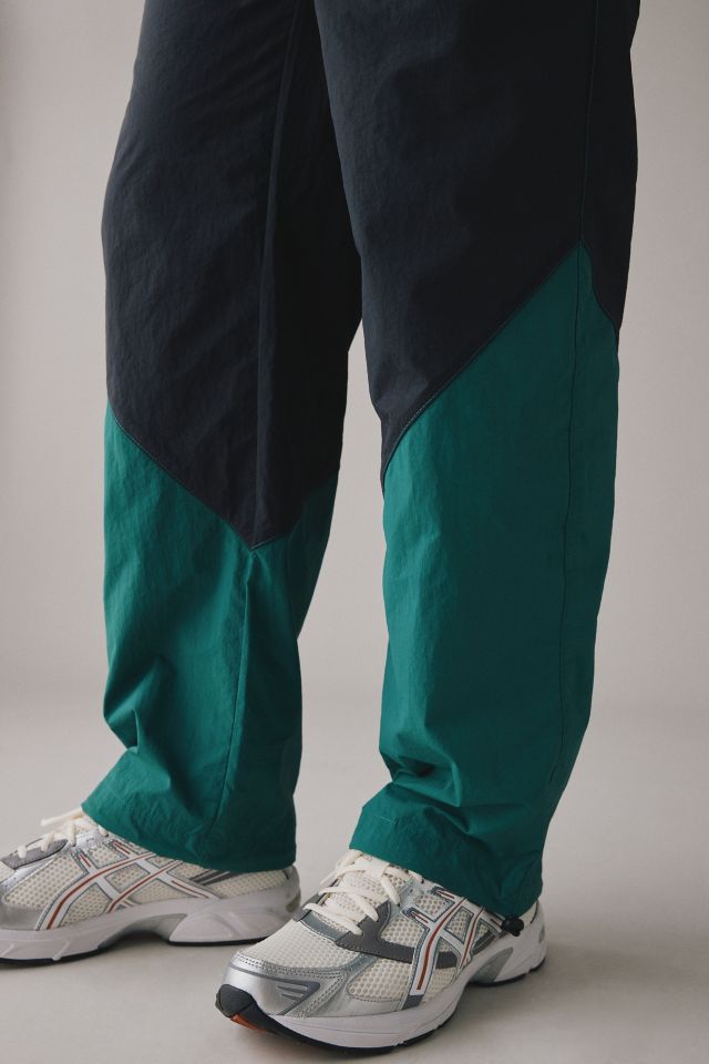 Standard Cloth Stadium Nylon Windpant