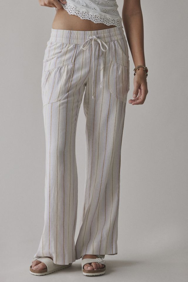 Kimchi Blue Simone Linen-Blend Flare Pant