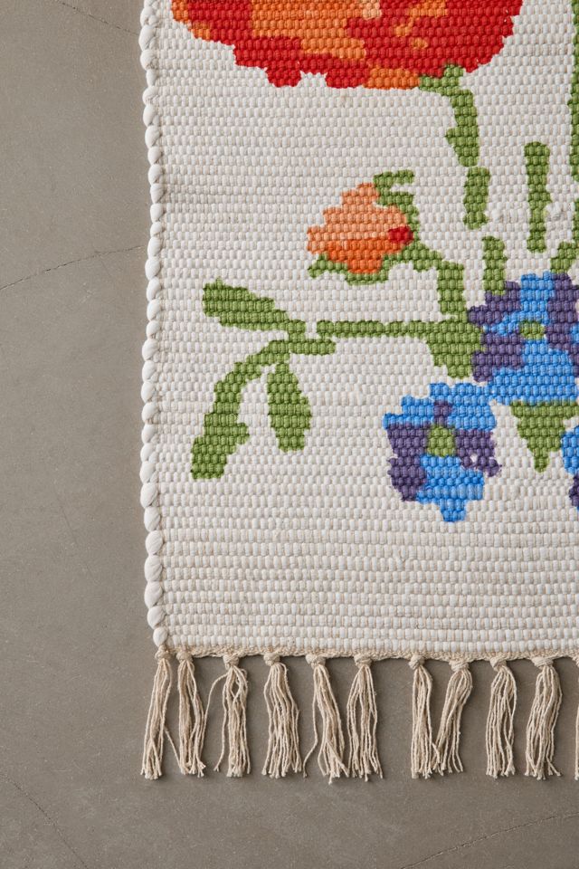 Astrid Floral Patterned Printed Rug | Urban Outfitters