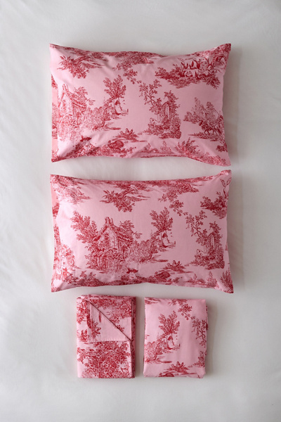 Toile Pattern Sheet Set