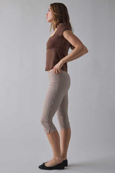 Kimchi Blue Ellie Mid-Rise Stretch Capri Pant