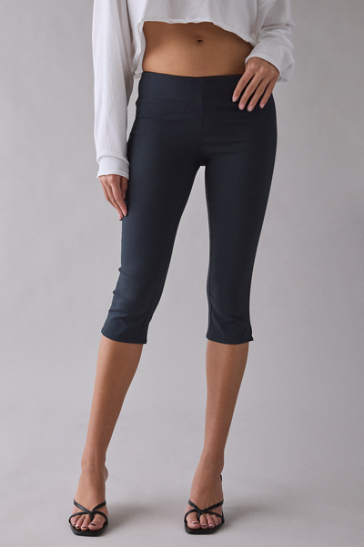 Kimchi Blue Ellie Mid-Rise Stretch Capri Pants