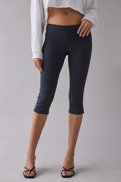 Kimchi Blue Ellie Mid-Rise Stretch Capri Pants