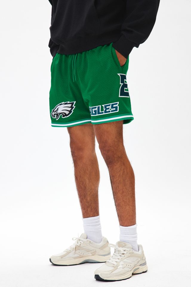 Pro Standard Philadelphia Eagles Short Urban Outfitters Canada