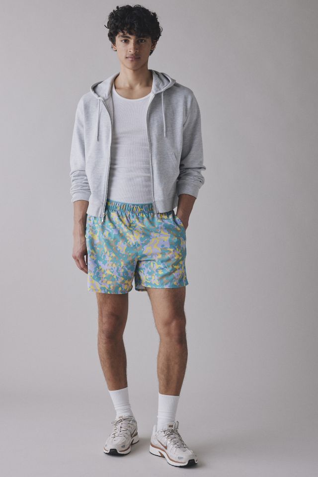 パンツ CHALLENGER PAINTED SHORTS L Nike Challenger Printed 5” Running Short | Urban Outfitters