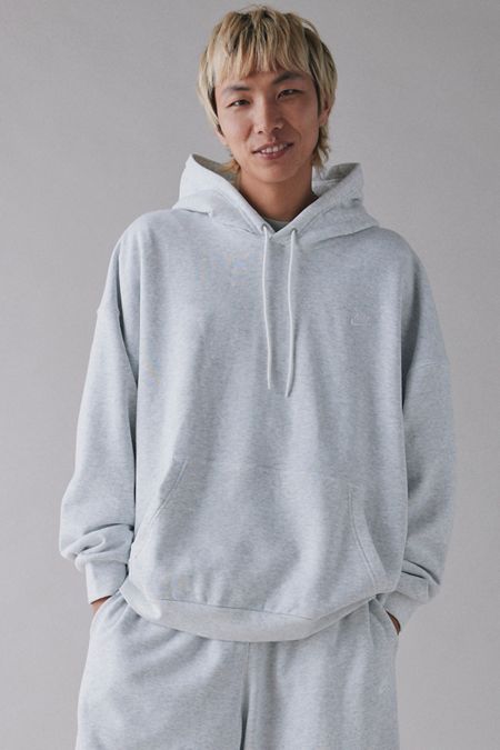 Vintage 1990s Distressed Lands End V-Stitch Crewneck Vintage 1990s Distressed Lands End V-Stitch Crewneck