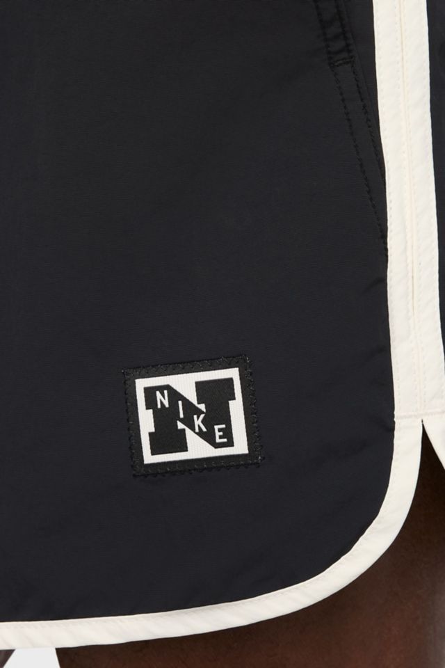 Nike Heritage 5” Scallop Hem Short #3