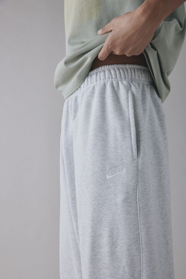 Nike Club Relaxed Sweatpant #2