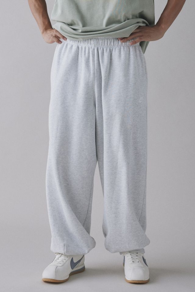 Nike Club Relaxed Sweatpant #4