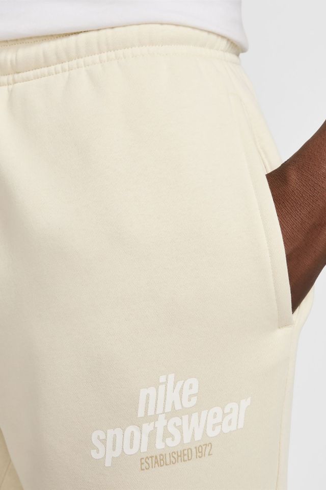 Nike Sportswear Club Cuff Logo Sweatpant #2