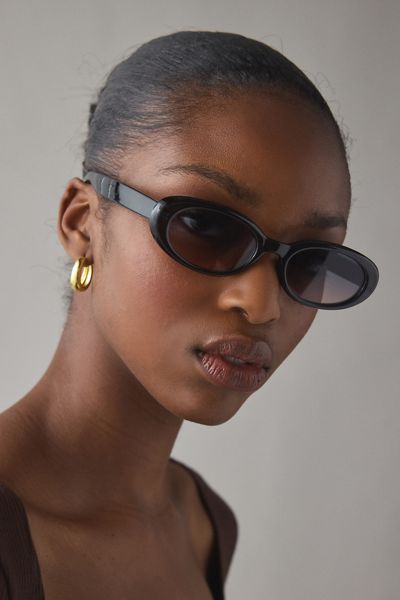 Lunettes de soleil ovales essentielles UO