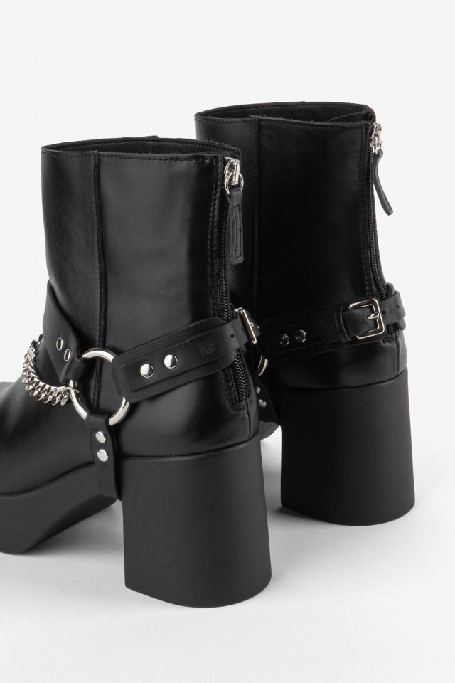Intentionally Blank Anvil Boot Harness #4