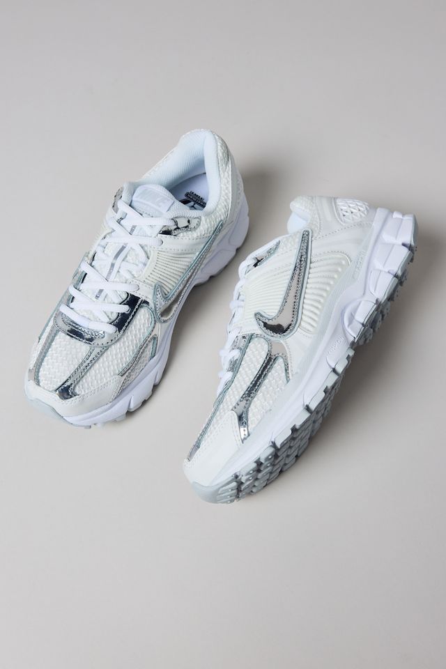 Nike Women's Zoom Vomero 5 Lightweight Sneakers #2