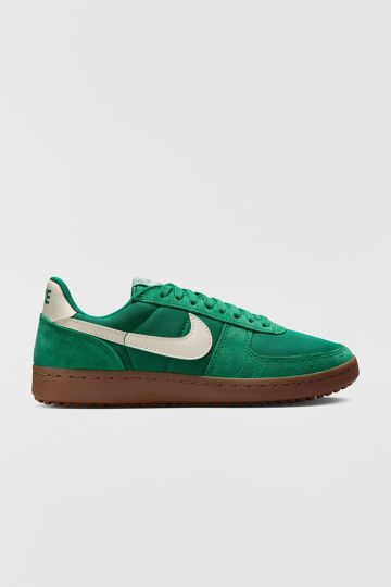 Nike Women's Field General SE Sneaker