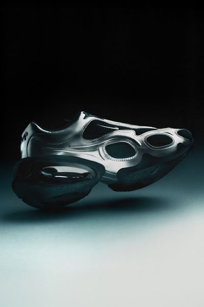 靴 Nike Wmns Air Max Muse Black Silver Nike WMNS Air Max Muse - Black / Metallic Silver – Kith