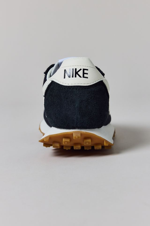 Nike Women's LD-1000 Sneaker