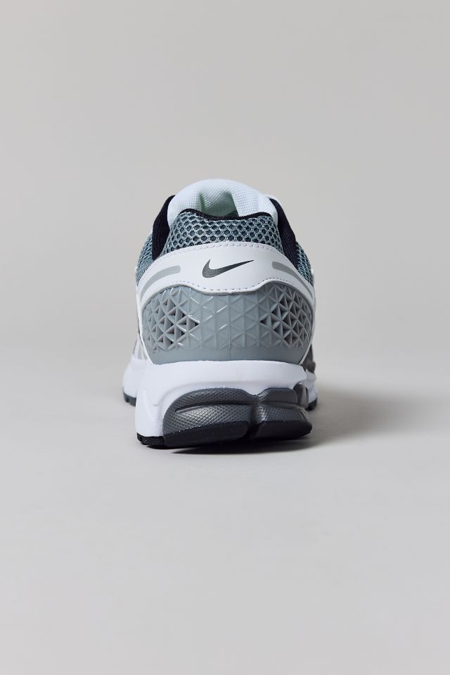 Nike Men's Zoom Vomero 5 SE SP Sneaker