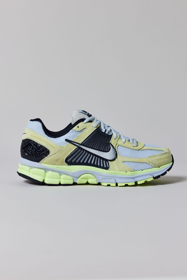 Nike Men's Zoom Vomero 5 Sneaker #2
