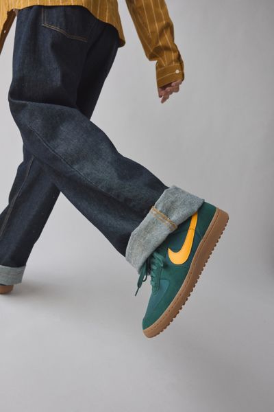 Nike Field General Sneakers In Green
