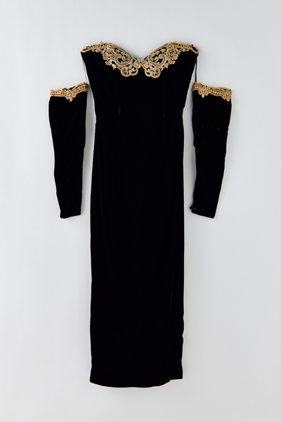 Vintage Velvet Detachable Sleeve Maxi Dress | Urban Outfitters