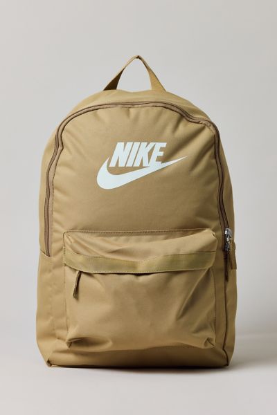 Nike Heritage 25L Backpack Product Page