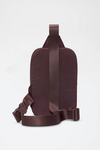 Nike Aura 5L Crossbody Bag