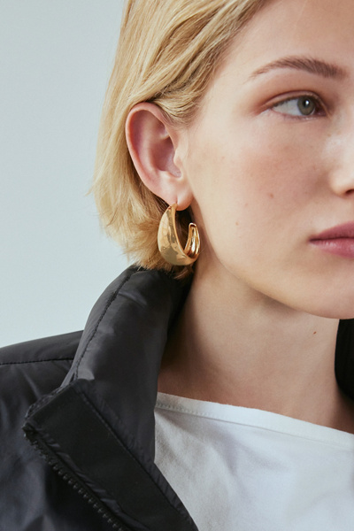 Daphne Hoop Earrings - Gold main image 1