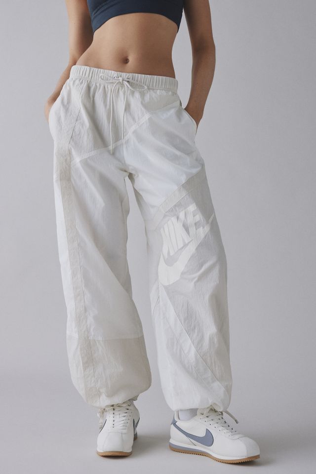 Nike Sportswear Mid-Rise Loose Woven Open-Hem Pants #1
