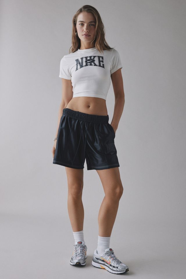 Nike Sportswear Graphic Slim Cropped Tee #2