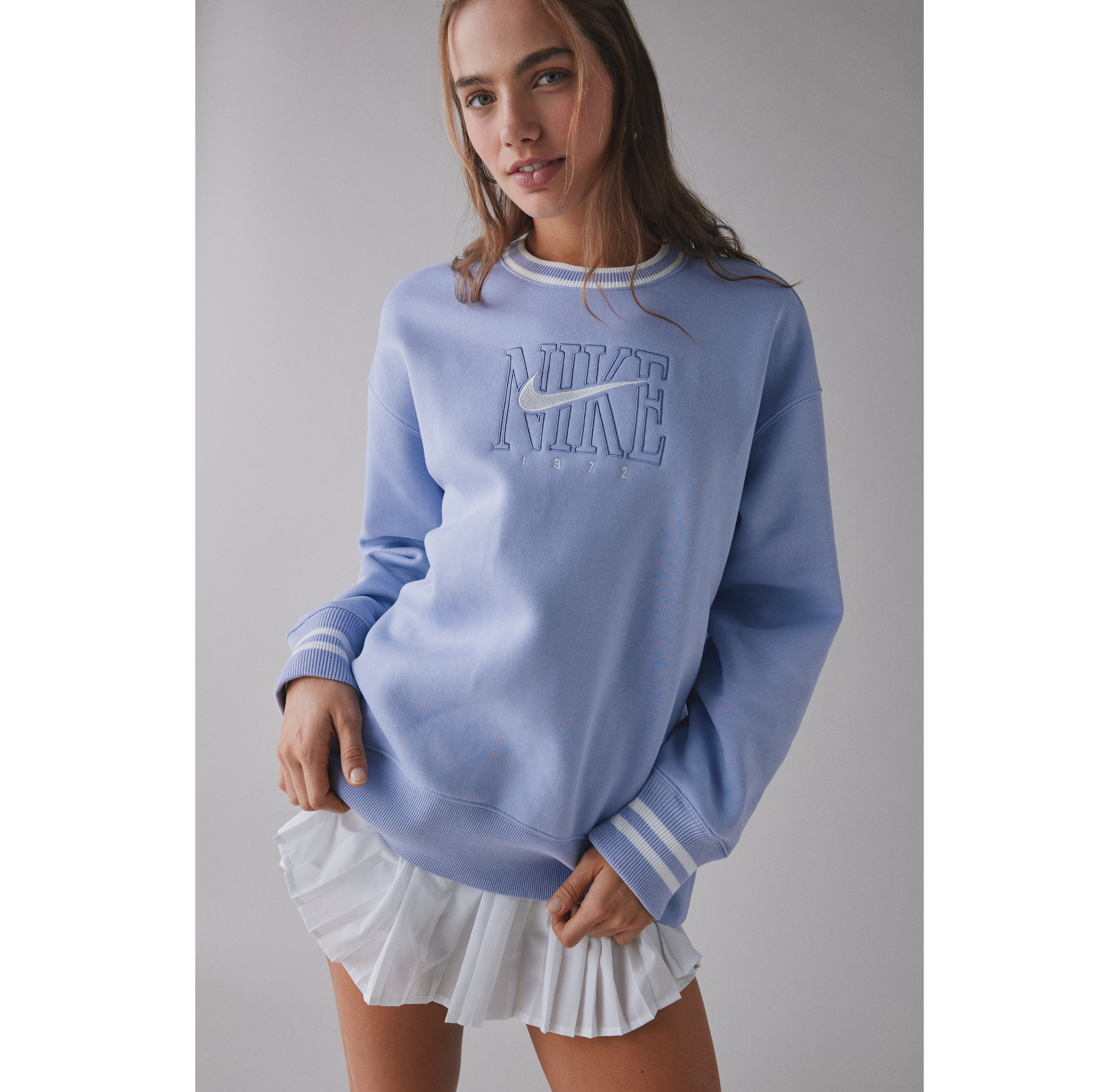 Nike Sportswear Phoenix Fleece Graphic Oversized Crew Neck Pullover
