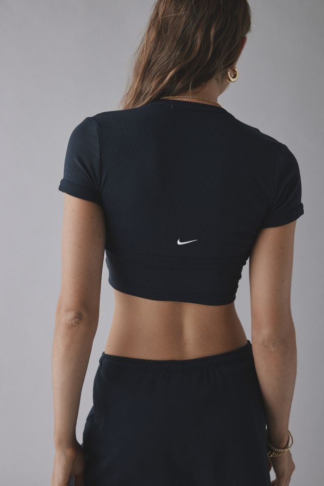 ★ Nike★ Sportswear Chill Knit Tight Crop Mini Goal Two-in Nike Sportswear Chill Knit Tight Cropped Mini-Rib 2-in-1 Top