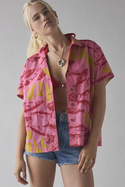 Bdg Asher Printed Souvenir Short Sleeve Button-down Shirt In Pink Sardine, Women's At Urban Outfitters