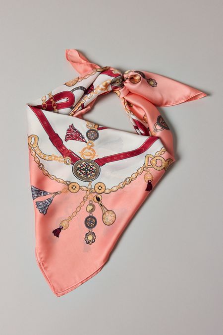 Puffer Scarf | Urban Outfitters Puffer Scarf | Urban Outfitters