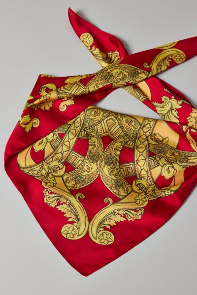 Gate Printed Silky Scarf Product Page