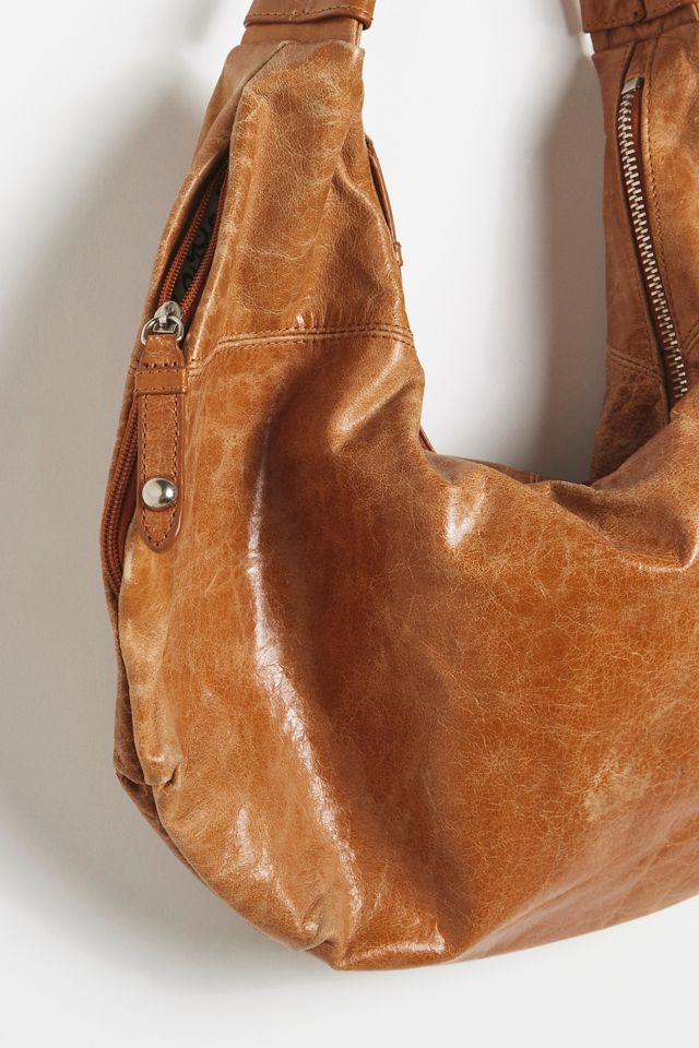 バッグ Vintage Leather Shoulder Bag Vintage Leather Shoulder Bag | Urban Outfitters