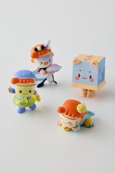 POP MART MIGO Twoface Series Blind Box Figure | Urban Outfitters