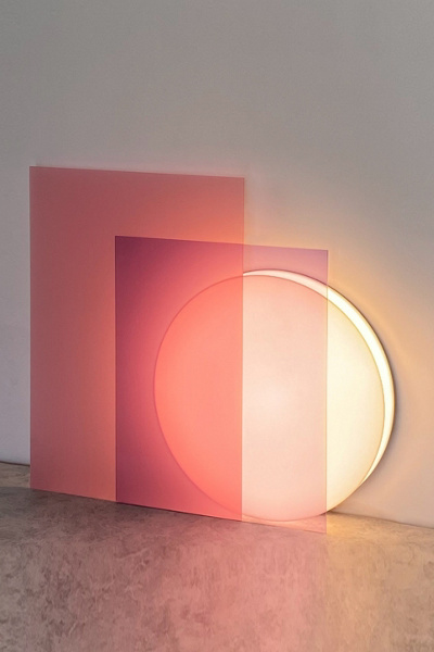 Echo Neon Lune Floor Lamp | Urban Outfitters