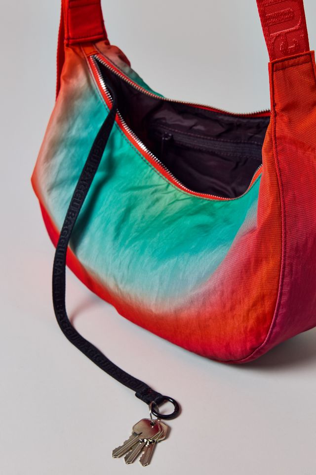 BAGGU Medium Nylon Crescent Bag | Urban Outfitters Canada