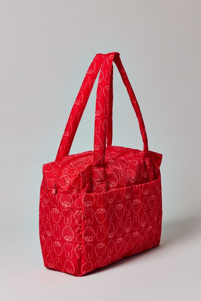 BAGGU & Miffy UO Exclusive Small Cloud Carry-On Bag | Urban