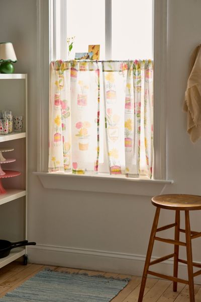 Urban Outfitters Jar-din Floral Pattern Café Curtain Set In Pink At