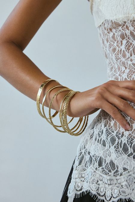 Statement Bangle Bracelet Set | Urban Outfitters Statement Bangle Bracelet Set | Urban Outfitters